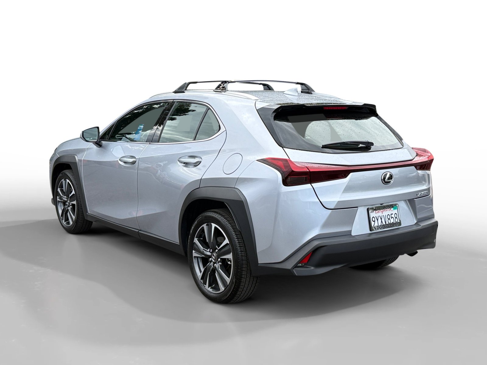 Used 2025 Iridium Lexus 300h image 3