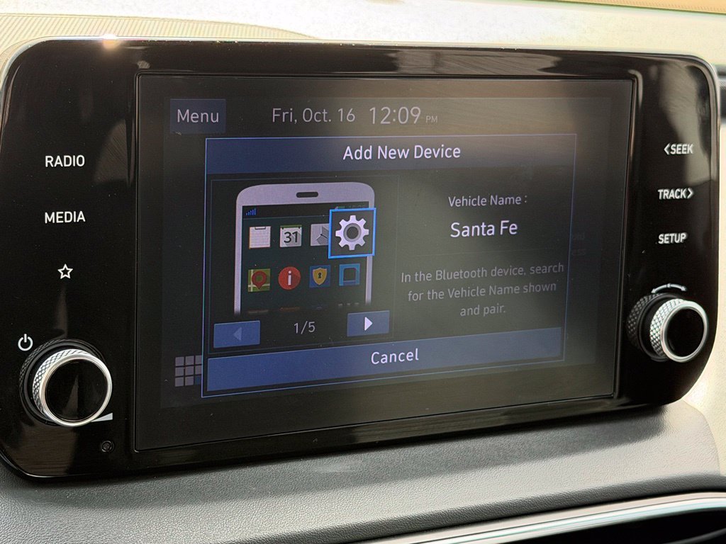 Used 2021 Black Hyundai SE image 22