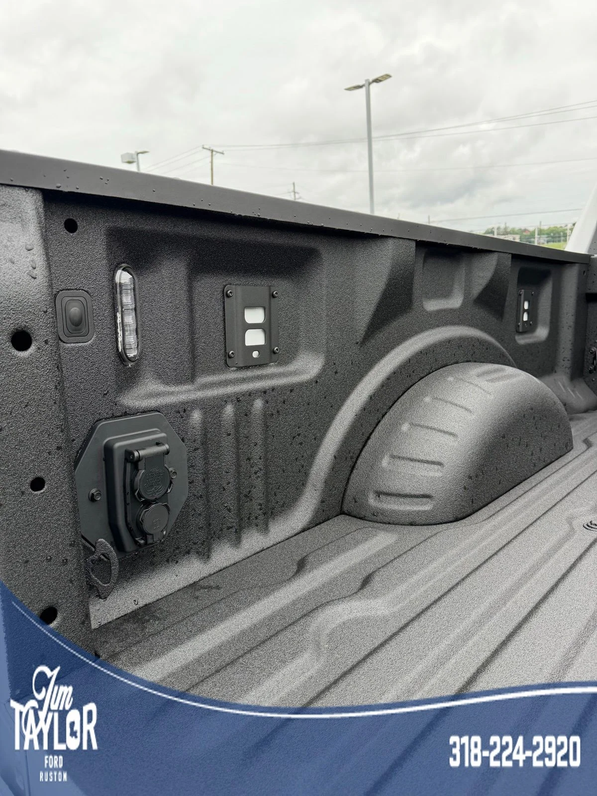 New 2026 Oxford White Ford F-250® Lariat® image 19