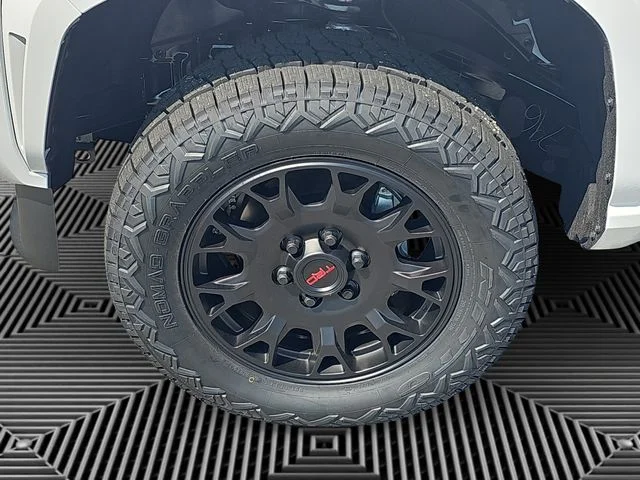 New 2026 Ice Cap Toyota SR5 image 12
