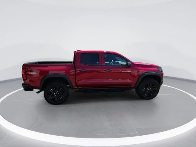 Used 2025 Red Chevrolet Trail Boss image 9