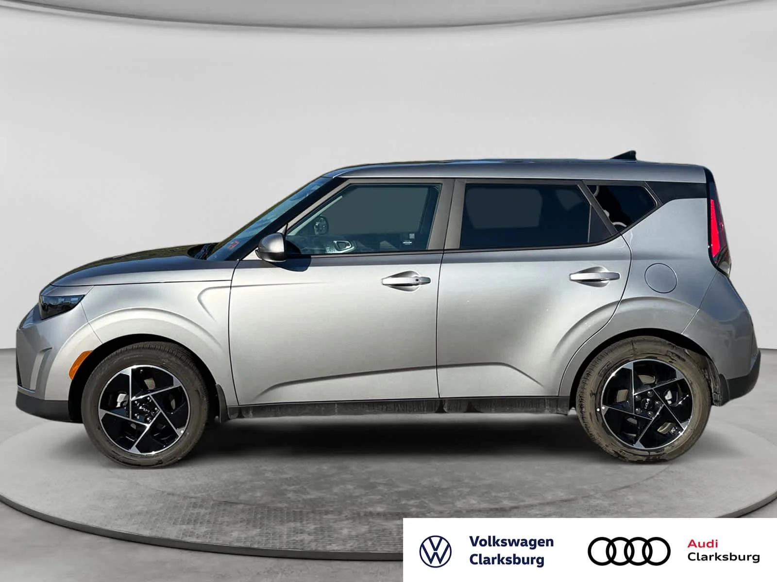 Used 2025 Steel Gray Kia EX image 8