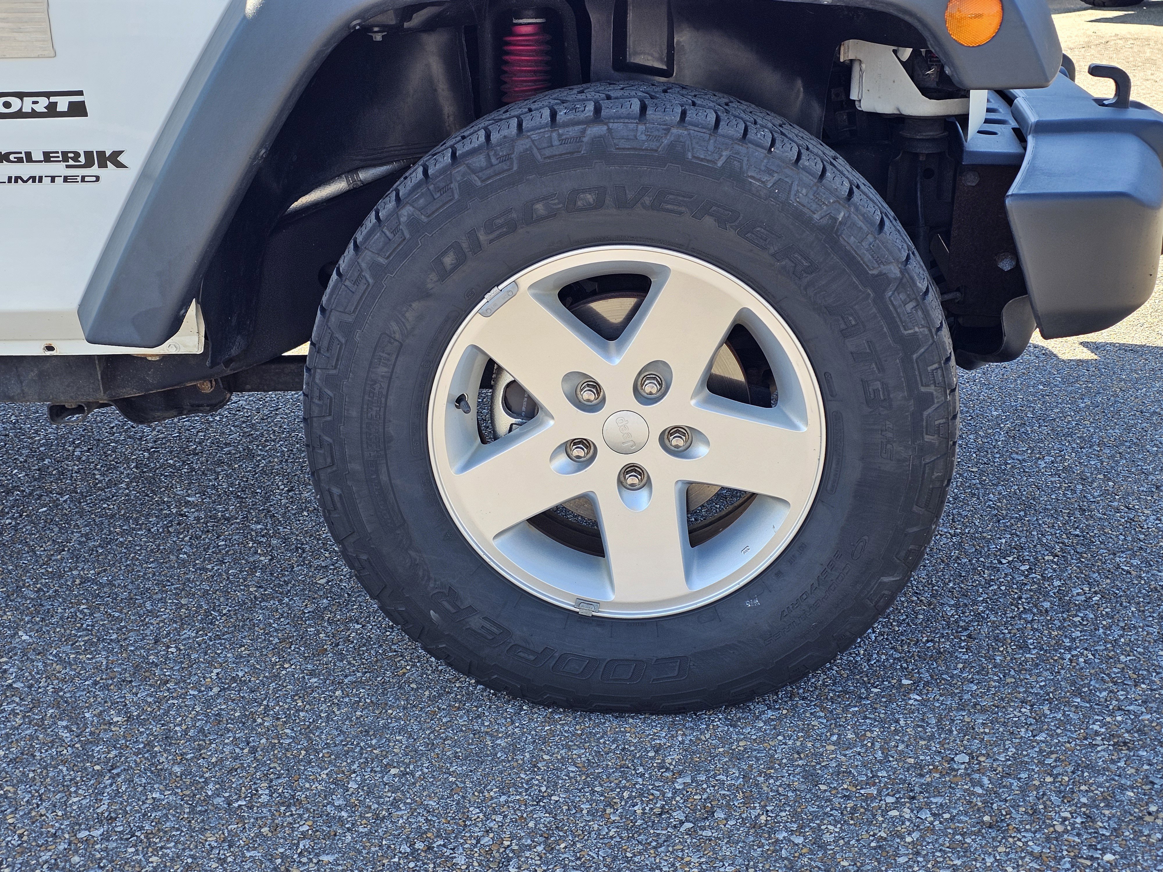 2018 Jeep Wrangler JK Unlimited Sport S - Photo 6