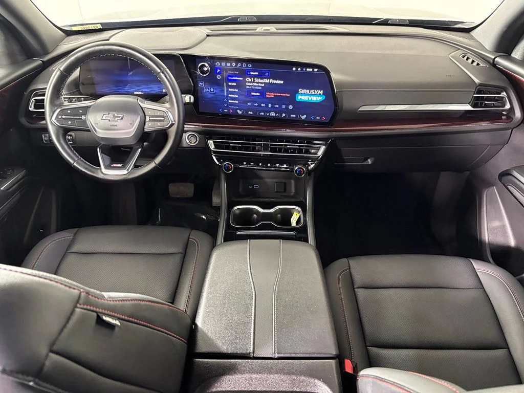 Used 2025 Black Chevrolet Z71 image 32