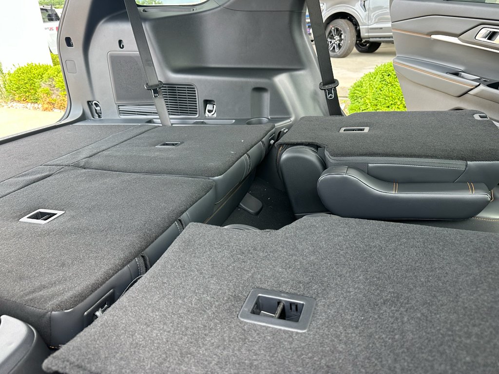 2026 Ford Explorer Tremor - Photo 38