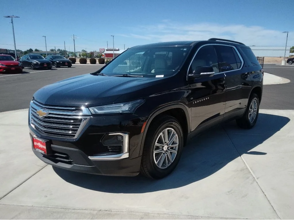 Used 2022 Mosaic Black Metallic Chevrolet LT Cloth image 7