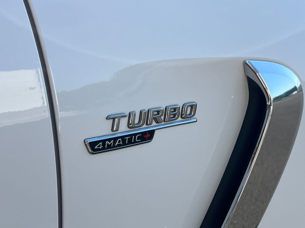 New 2026 MANUFAKTUR Moonlight White Metallic Mercedes-Benz AMG® CLE 53 4MATIC+ Coupe image 31