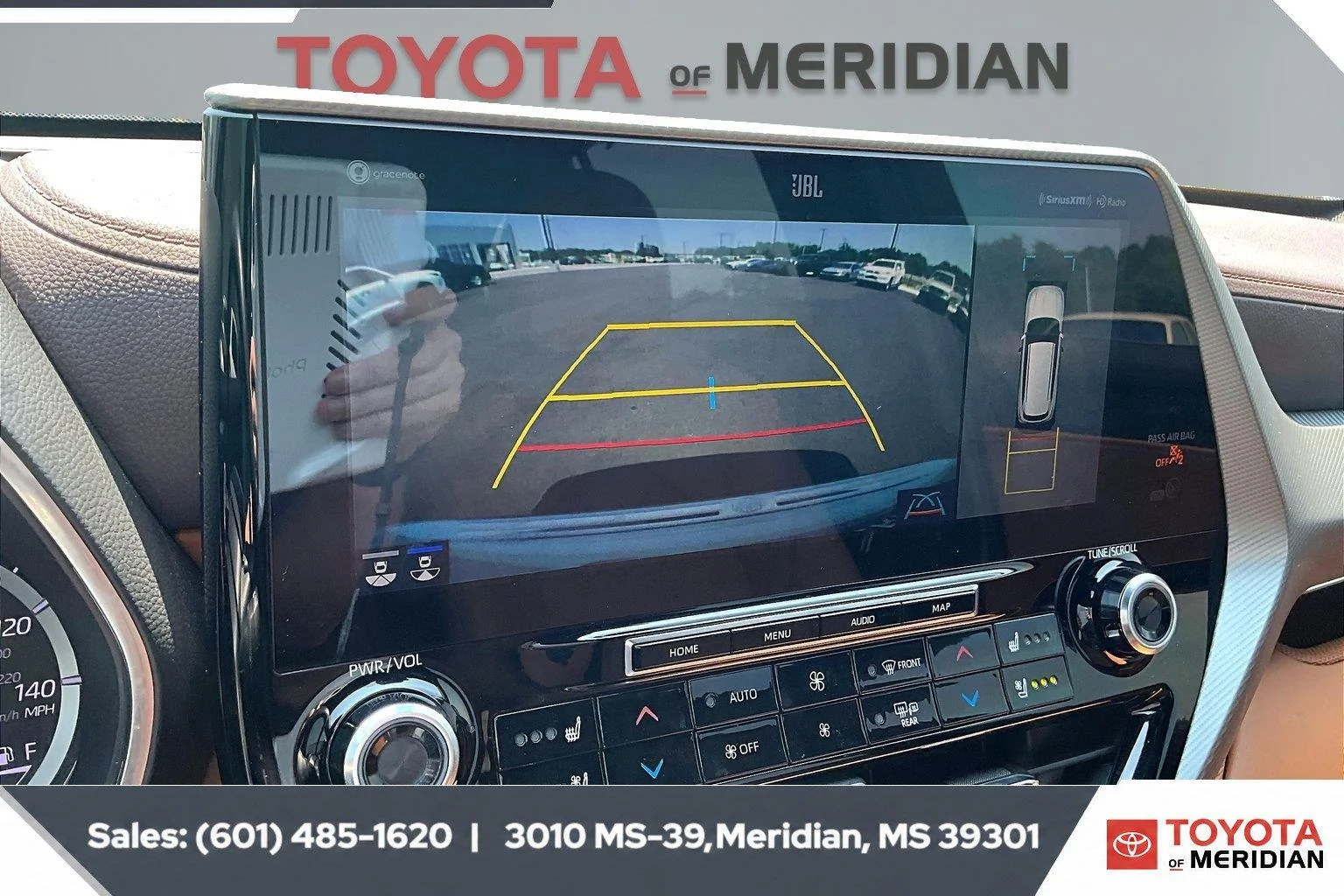Used 2022 Wind Chill Pearl Toyota Platinum image 15