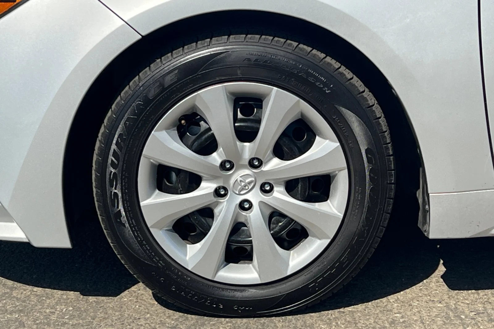 Certified Used 2025 Silver Toyota LE image 24