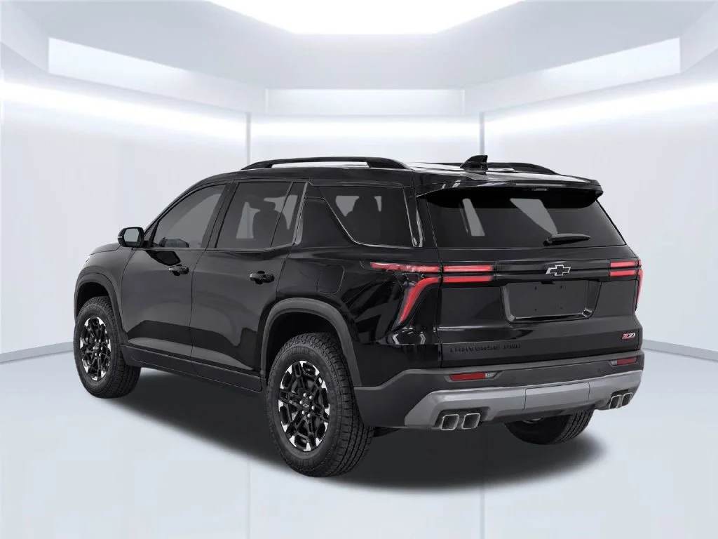 New 2027 Black Chevrolet Z71 image 6