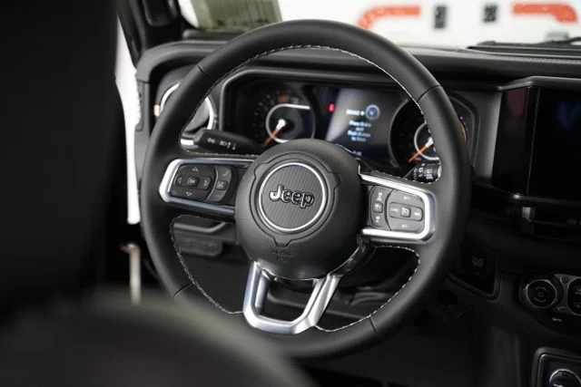 2025 Jeep Wrangler 4-Door Sahara - Photo 7