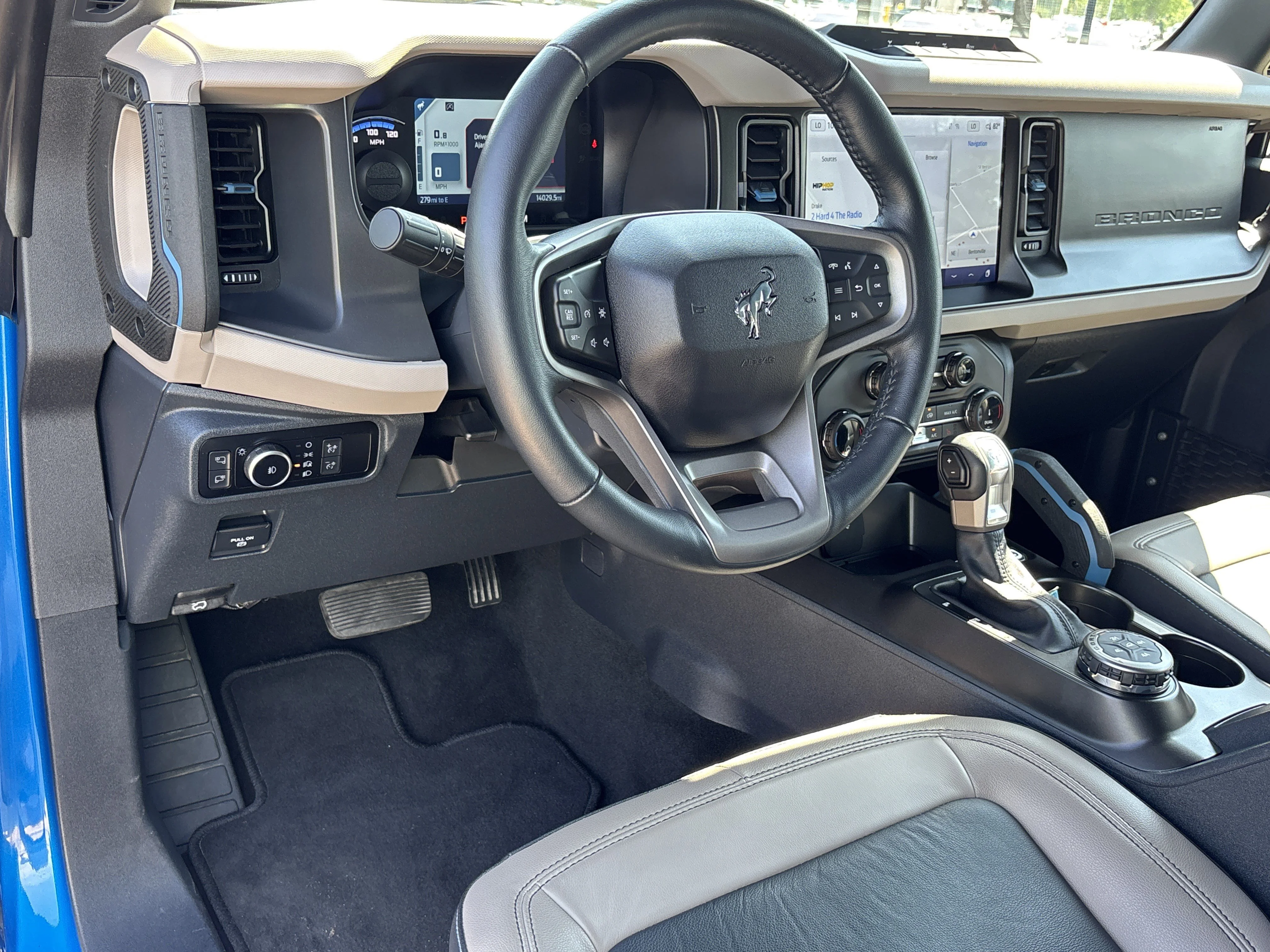 Used 2022 Velocity Blue Metallic Ford Wildtrak 2 Dr Advanced 4WD image 17