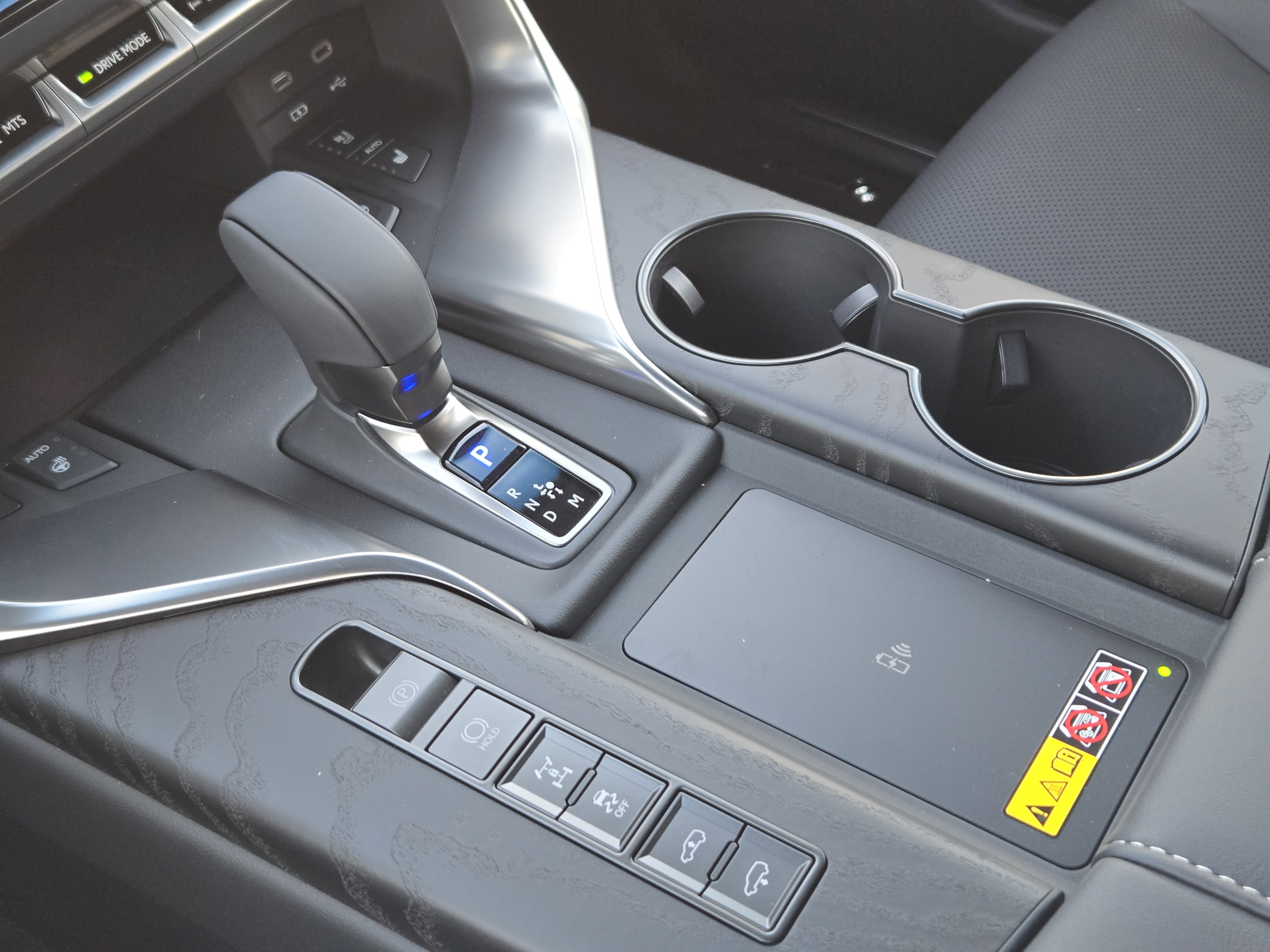2026 Lexus LX 700h Luxury - Photo 15