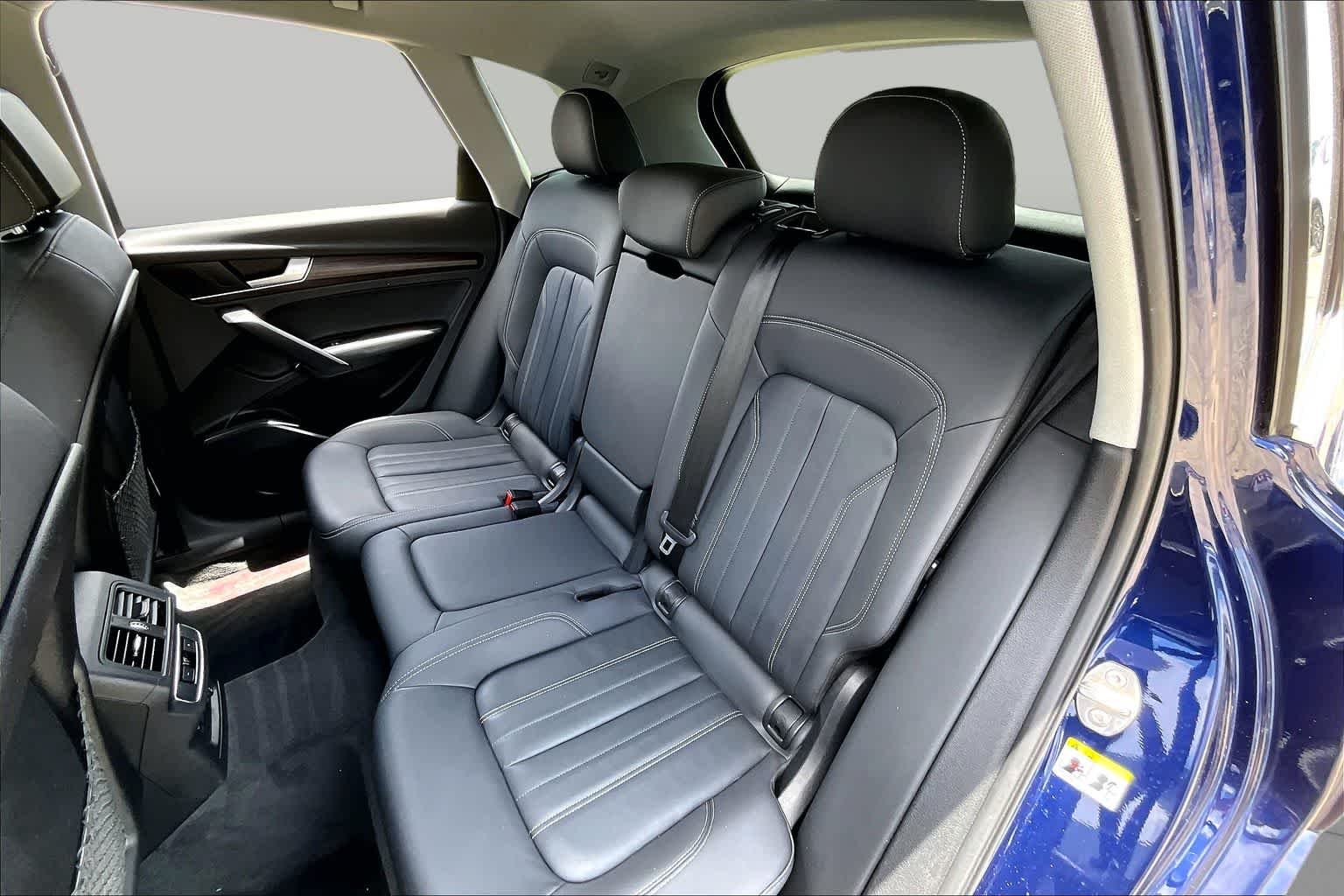 Used 2021 Navarra Blue Metallic Audi Premium image 19