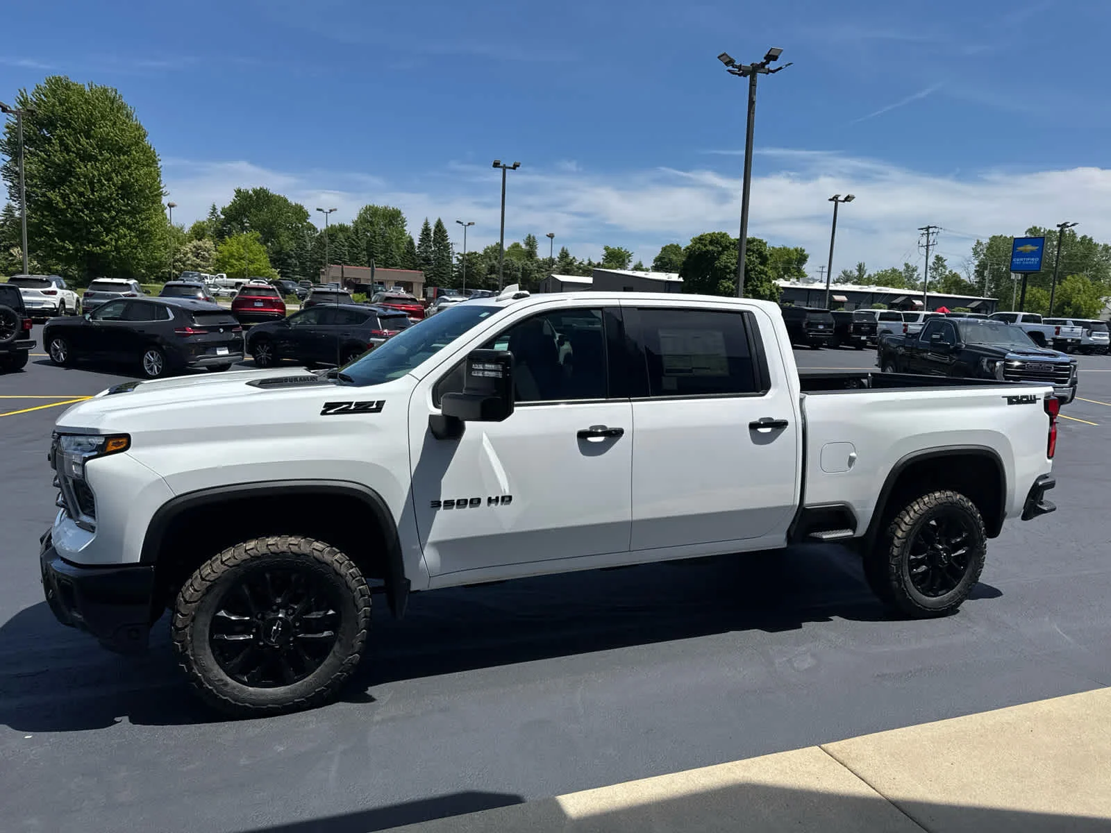 2026 Chevrolet Silverado 3500 HD LTZ - Photo 11