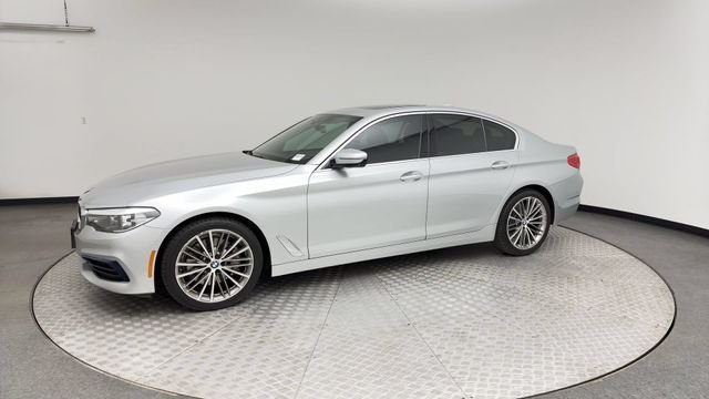 2019 BMW 5 Series 530i - Photo 6