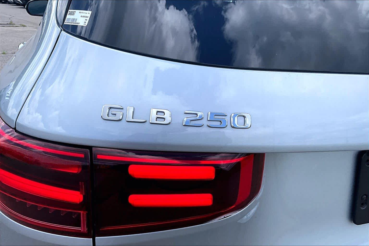 New 2026 Cirrus Silver Metallic Mercedes-Benz GLB 250 image 7