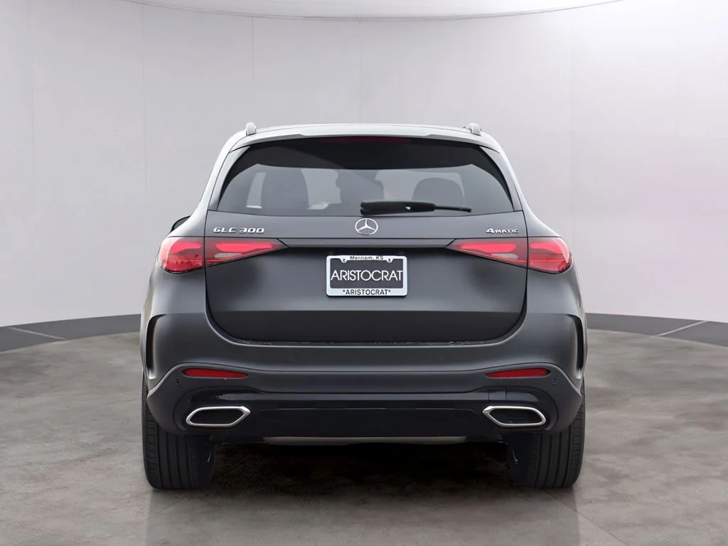 New 2026 MANUFAKTUR exclusive graphite grey magno Mercedes-Benz GLC 300 image 48