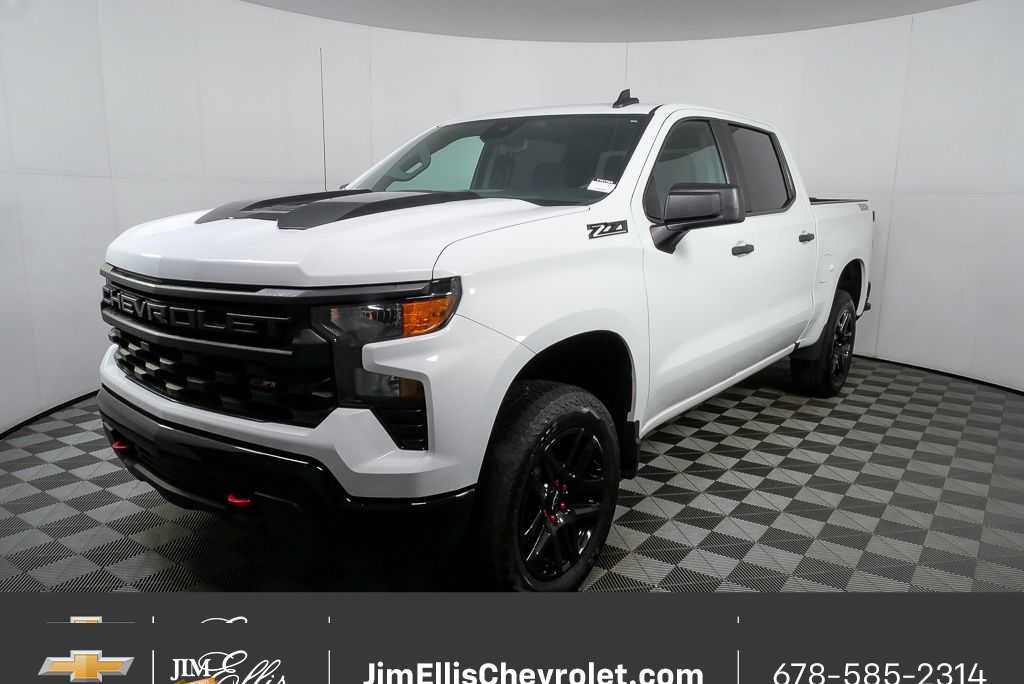 2023 Chevrolet Silverado 1500 Custom