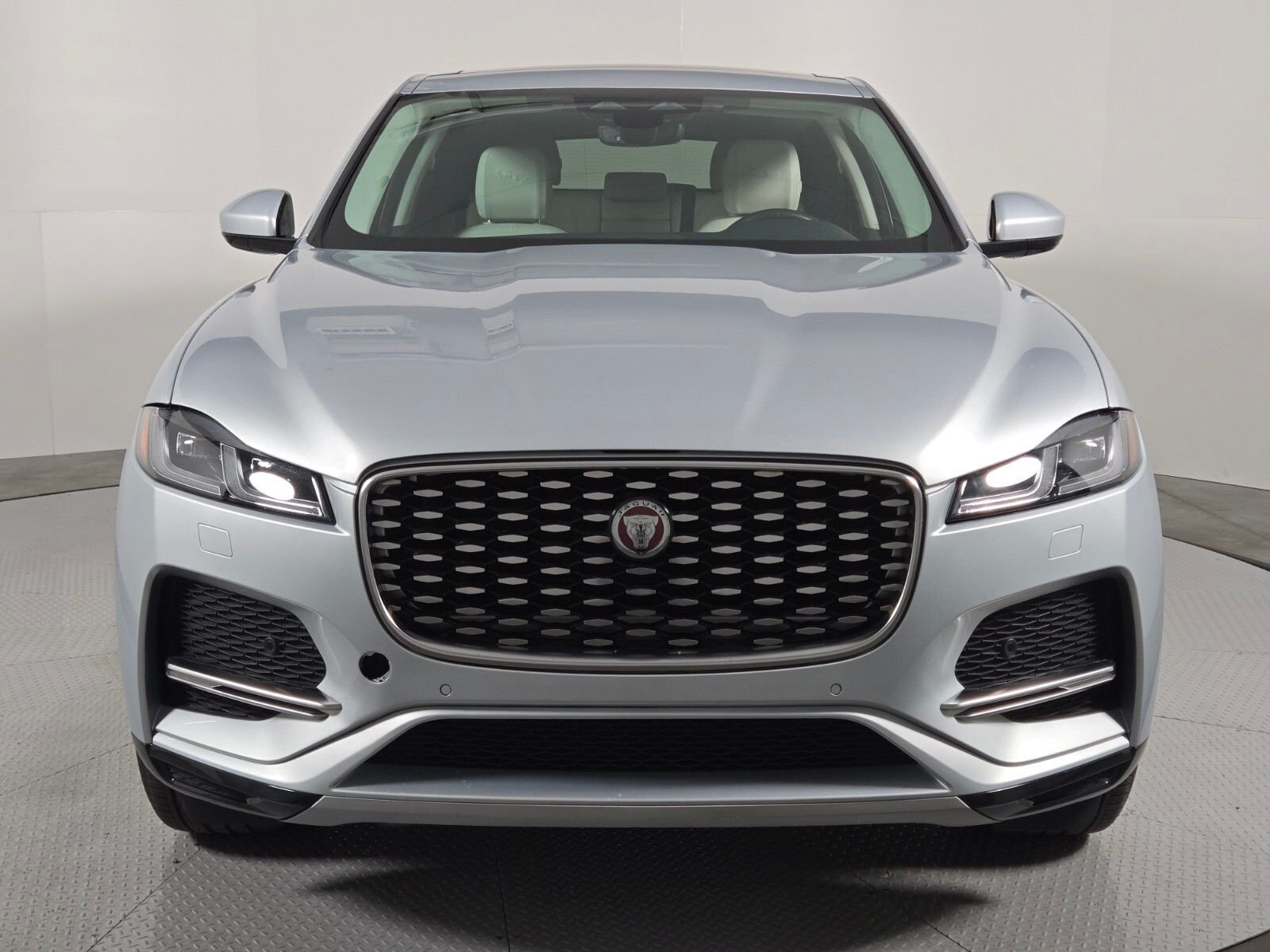 2023 Jaguar F-Pace S - Photo 8