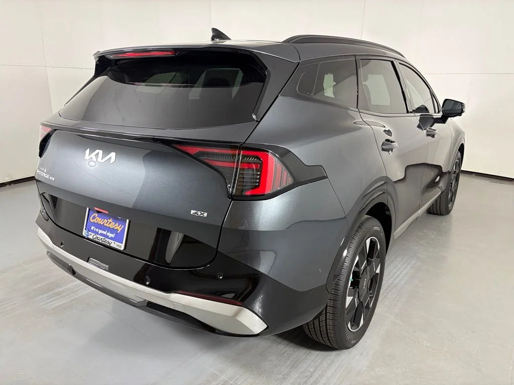 New 2027 Gray Kia SX-Prestige image 8