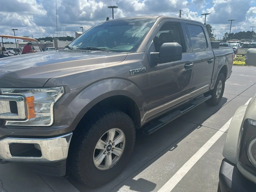 Used 2019 Stone Gray Metallic Ford XLT image 1