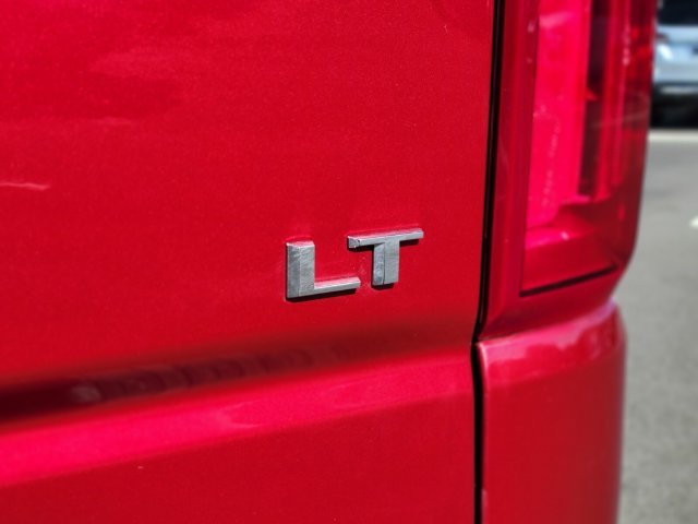 Used 2020 Red Chevrolet LT Trail Boss image 13