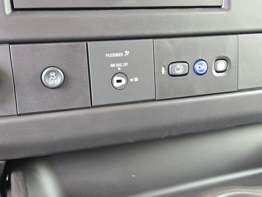 2025 Chevrolet Express Cargo Work Van - Photo 22