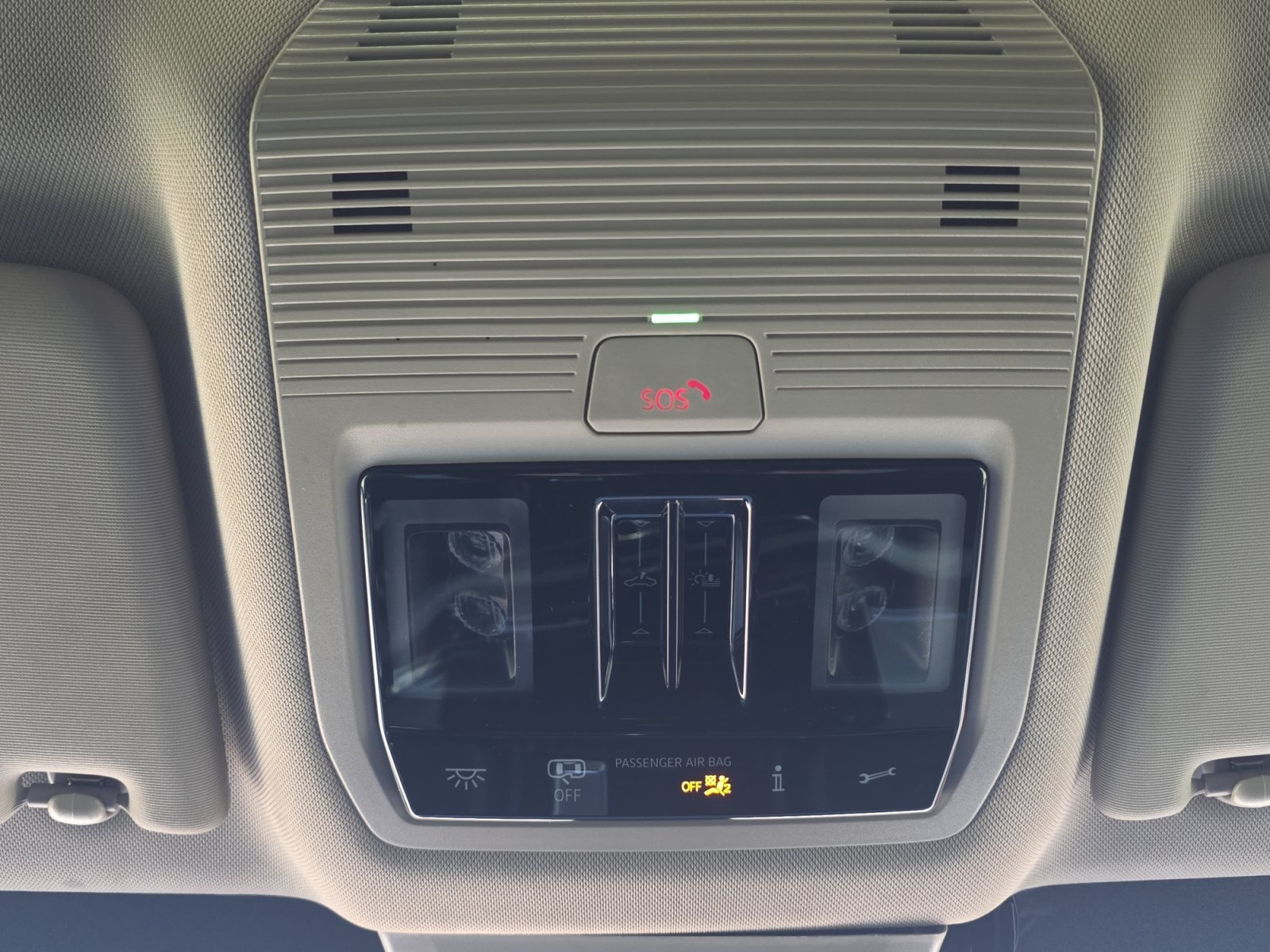 Used 2024 Black Volkswagen 2.0T Peak Edition SEL image 25