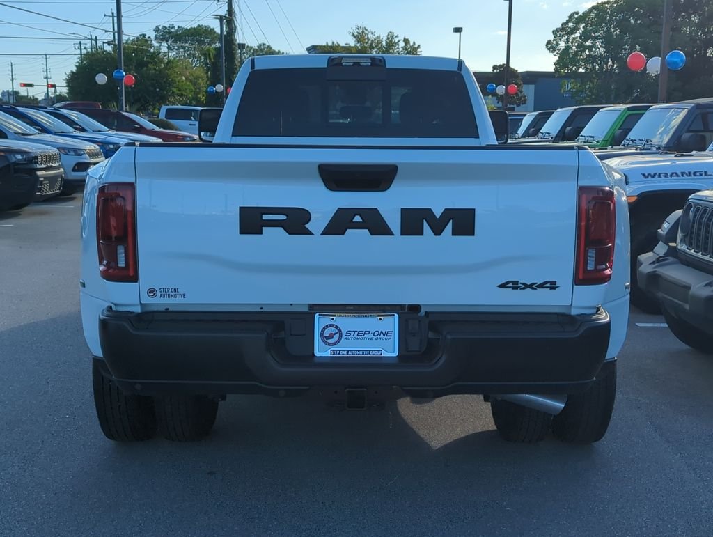 New 2026 Bright White Clear-Coat Exterior Paint Ram Tradesman image 6