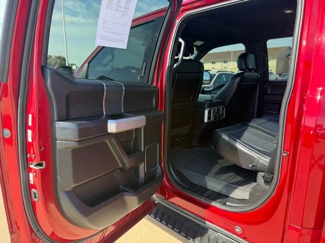 Used 2019  Ford  image 33