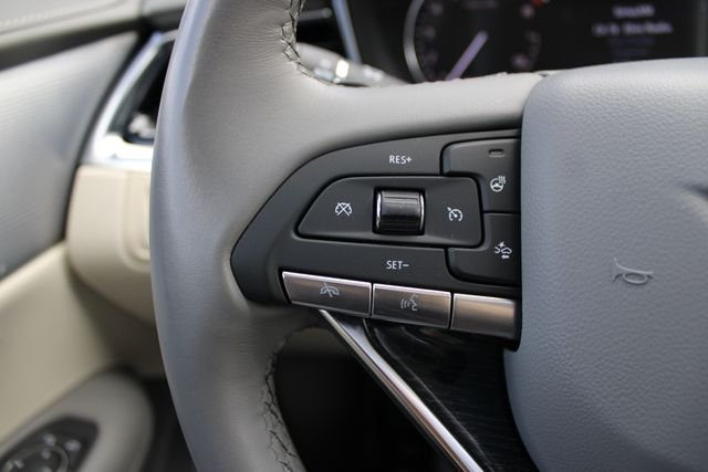 Used 2025 Silver Cadillac Premium Luxury image 12