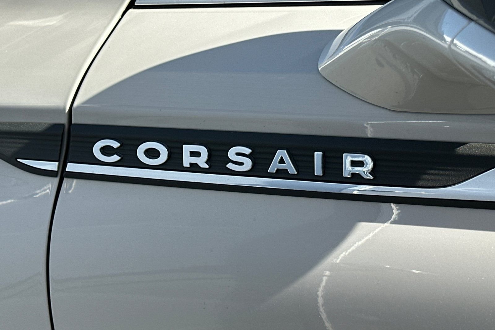 Used 2022 White Lincoln Standard image 31