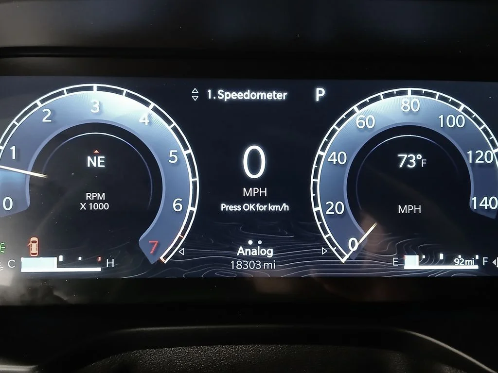 Used 2025 Black Jeep Laredo image 32