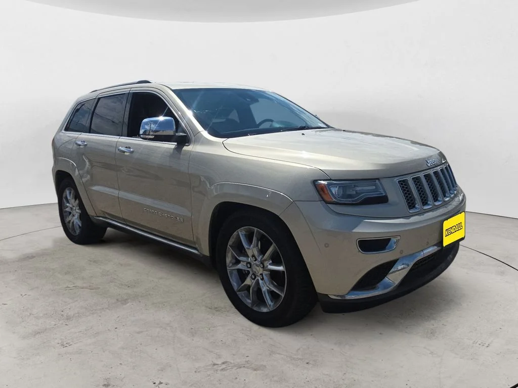Used 2014 Beige Jeep Summit image 3