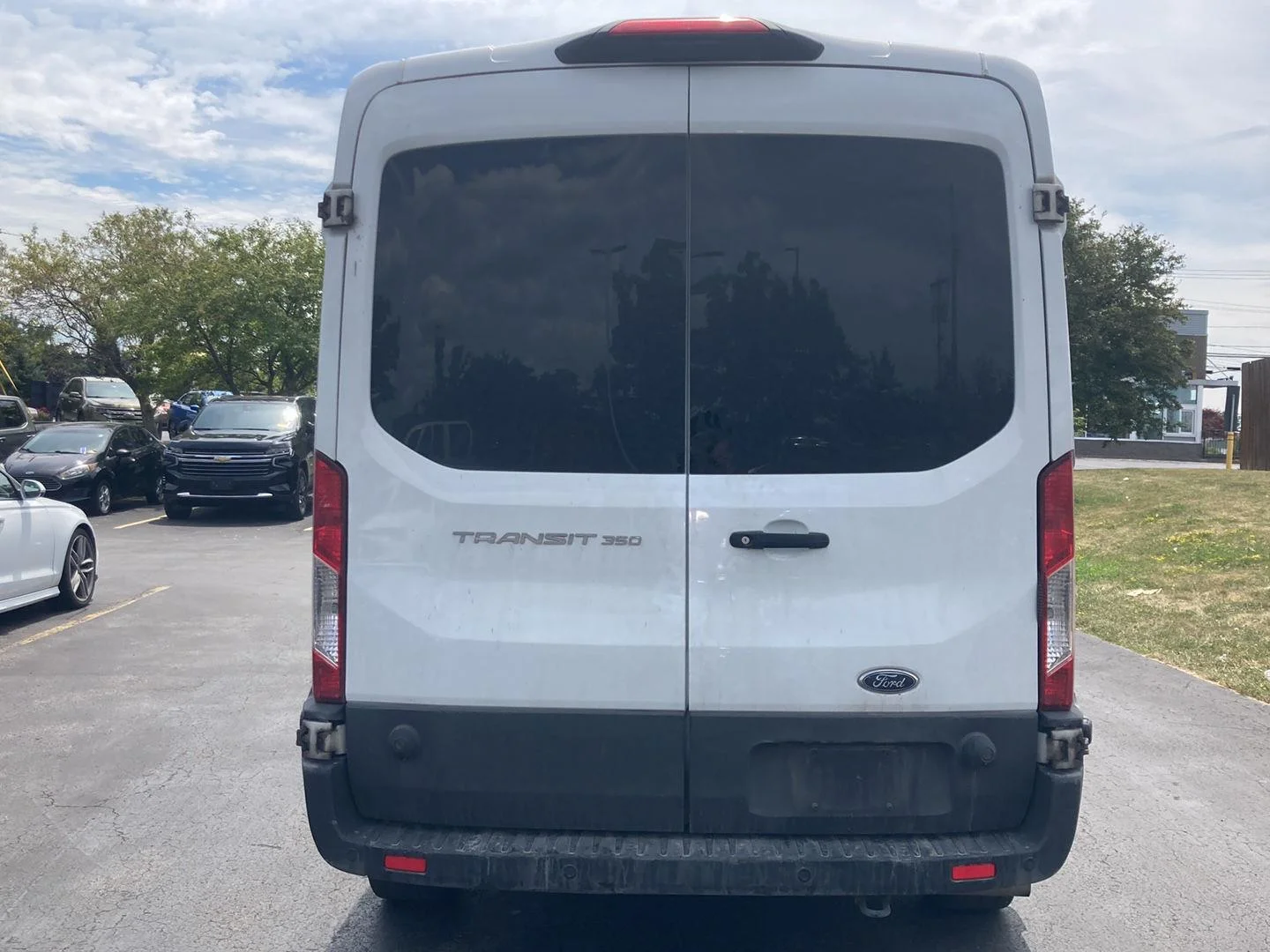 Used 2024  Ford T350 image 7