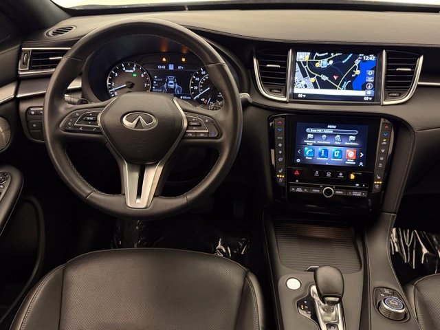 Used 2023 Majestic White INFINITI ESSENTIAL image 25