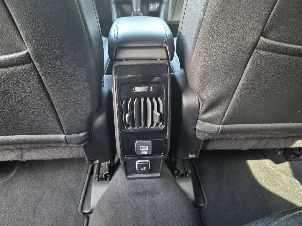 Used 2025 White Jeep Limited image 38