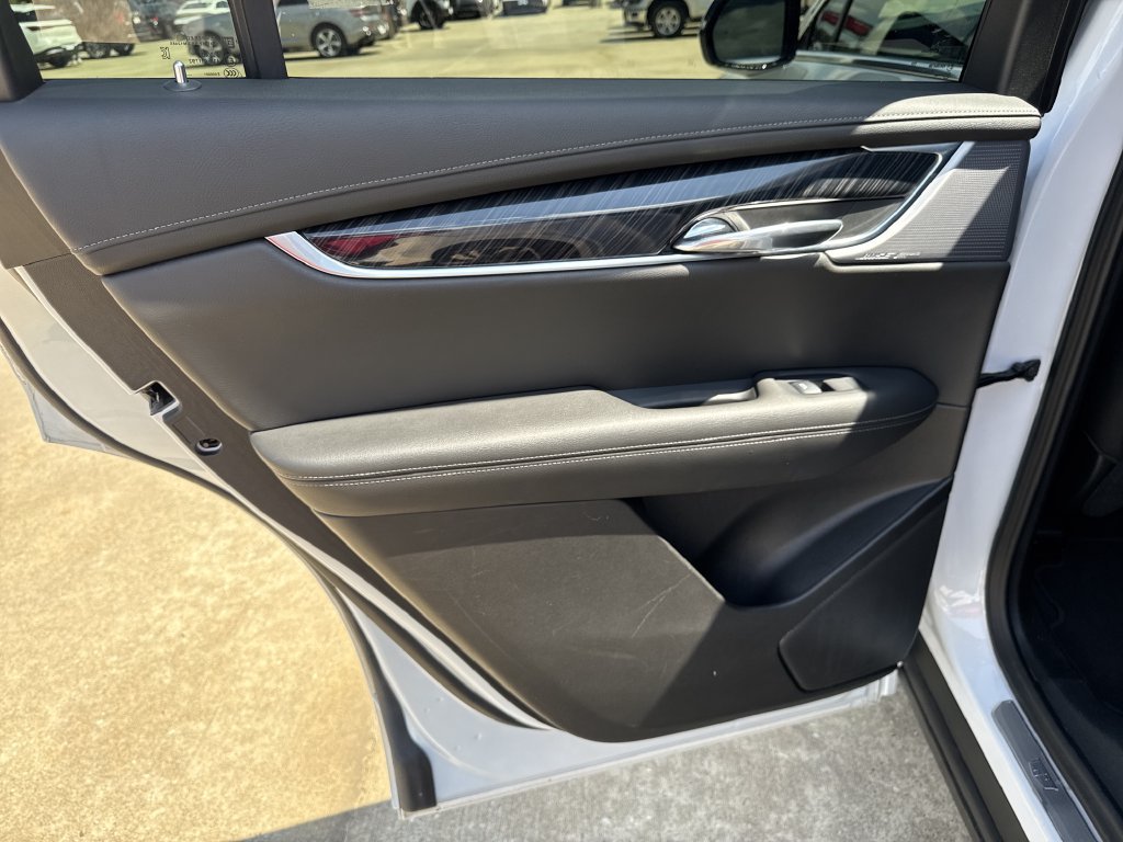 Used 2025 White Cadillac Premium Luxury image 13