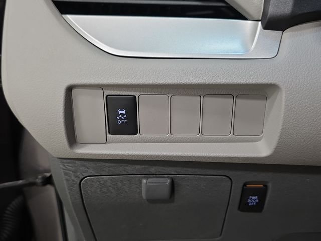 Used 2016 Gray Toyota LE image 26