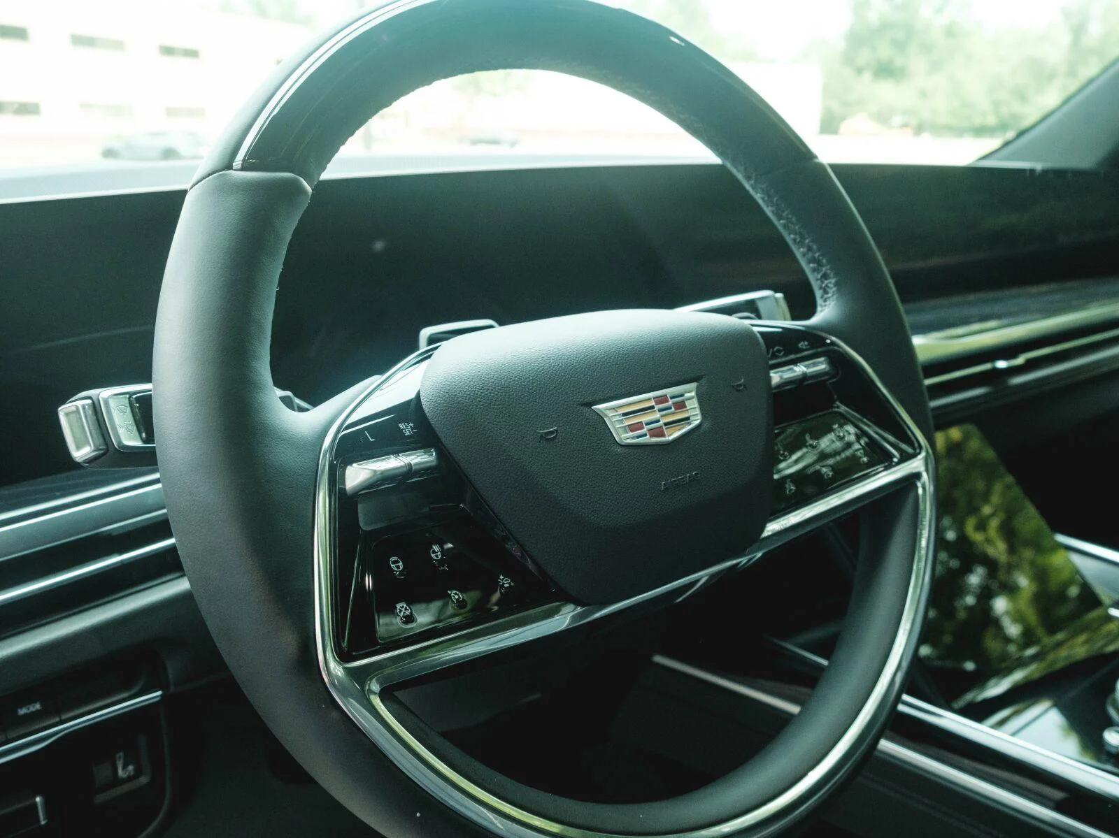 2026 Cadillac Escalade Sport - Photo 19