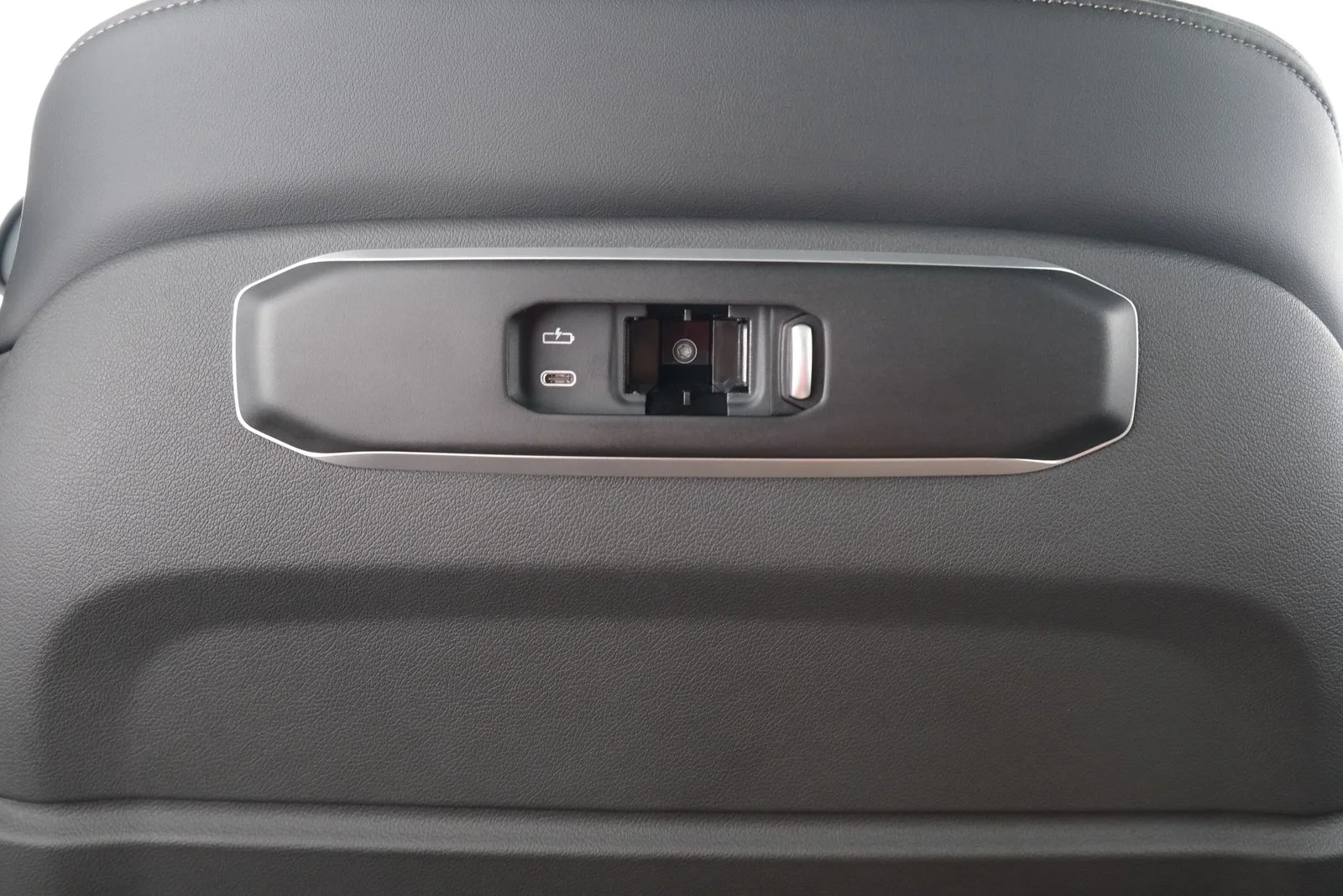 Certified Used 2026 Black BMW xDrive40i image 35