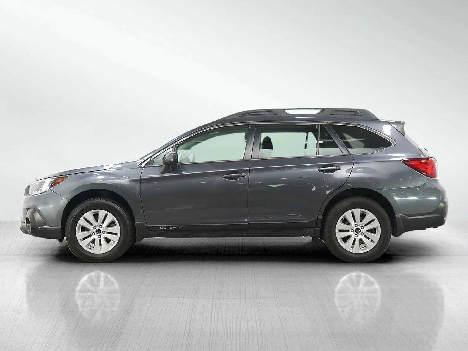Used 2018 Subaru Outback Premium with VIN 4S4BSACC5J3312972 for sale in Burnsville, Minnesota