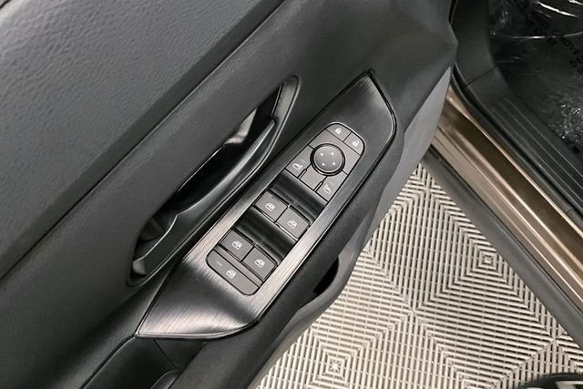 New 2027 Canyon Bronze Nissan S image 27