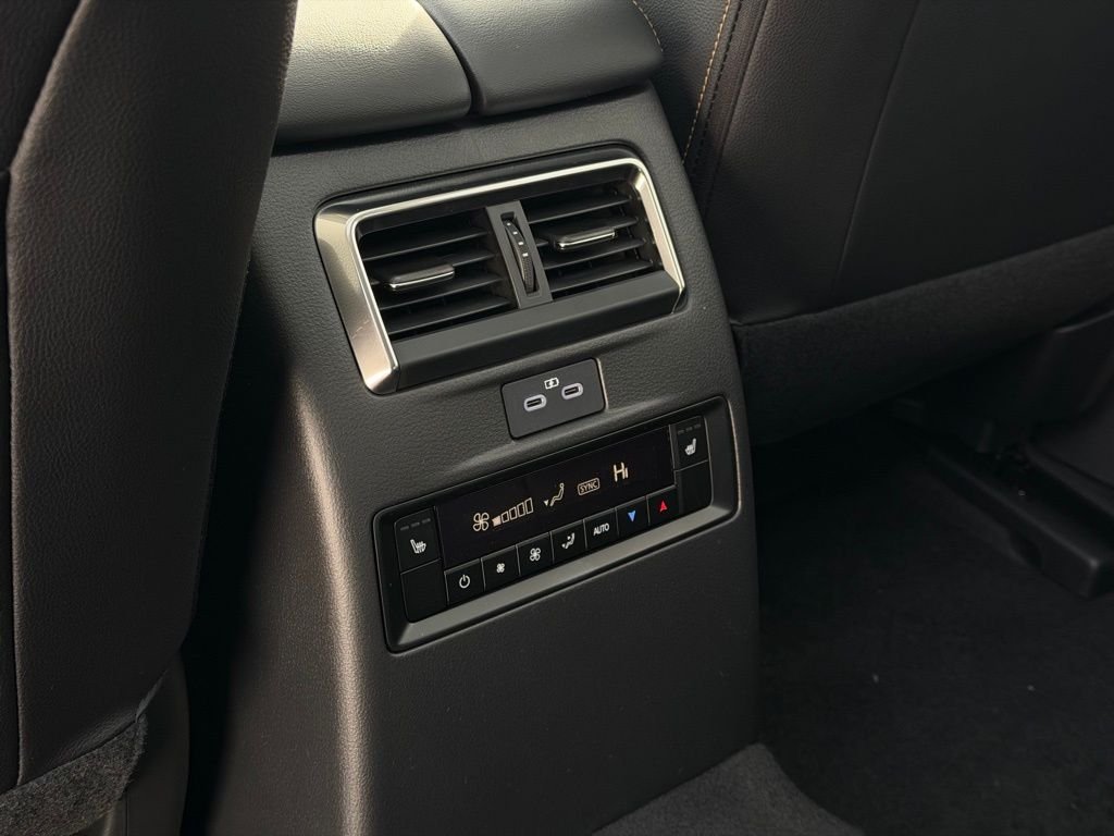 2026 Mazda CX-90 Premium Package - Photo 30