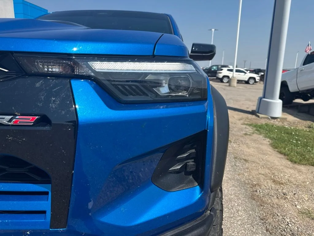 Used 2024 Glacier Blue Metallic Chevrolet ZR2 image 15