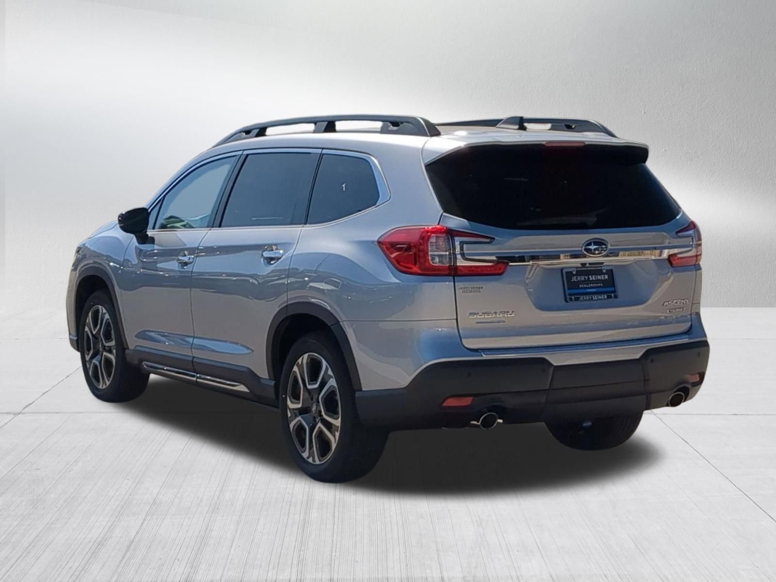 New 2026 ICE SILVER METALLIC Subaru Touring 7-Passenger image 11