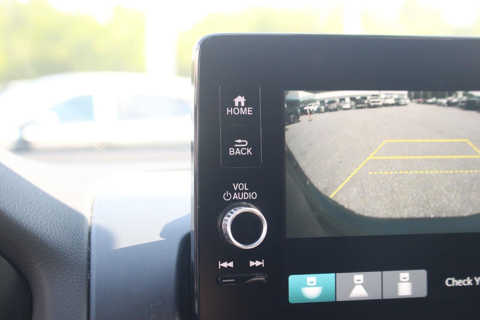 Used 2024 Gray Honda Touring image 28