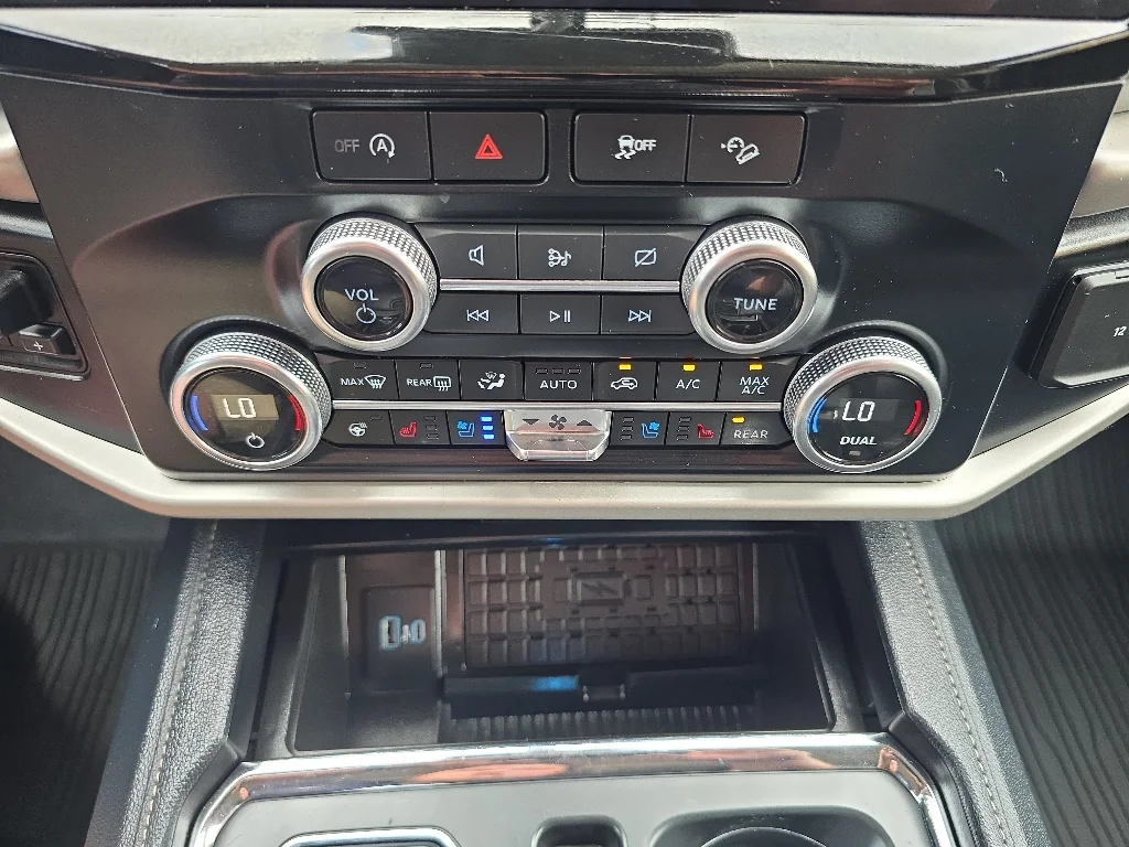 Used 2024  Ford XLT image 22