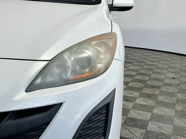 Used 2011 Crystal White Pearl Mica Mazda i Touring image 9